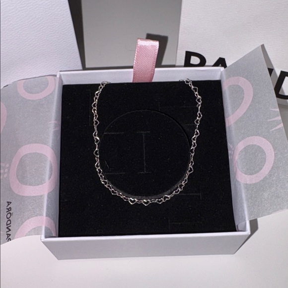 Pandora Silver Heart Link Necklace new in box - Picture 9 of 10